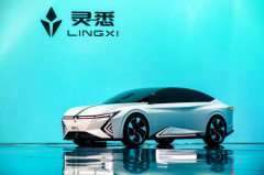 电动化时代 灵悉L何以与年轻人“心